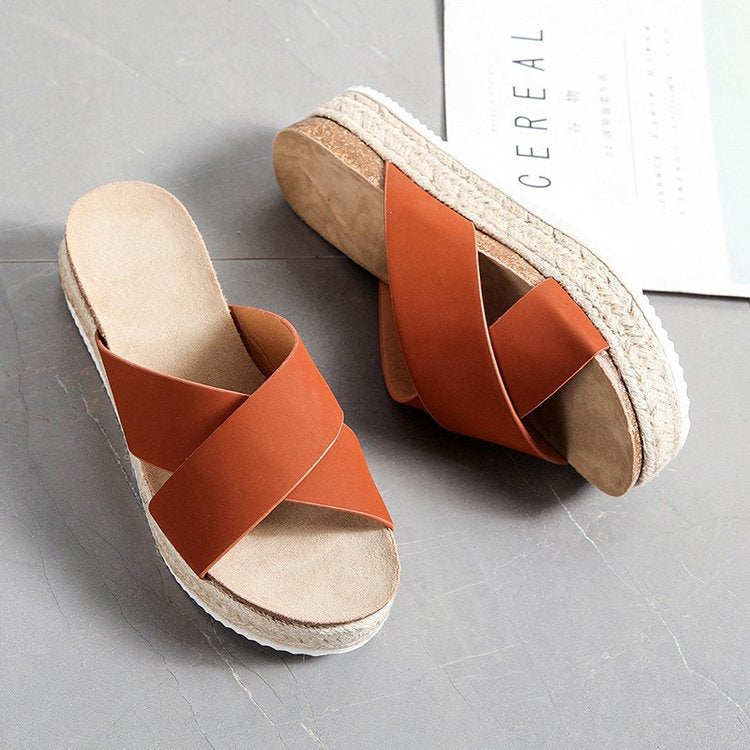 Dame Plateau-sandaler med krydset rem og behagelig jute-sål Stilla