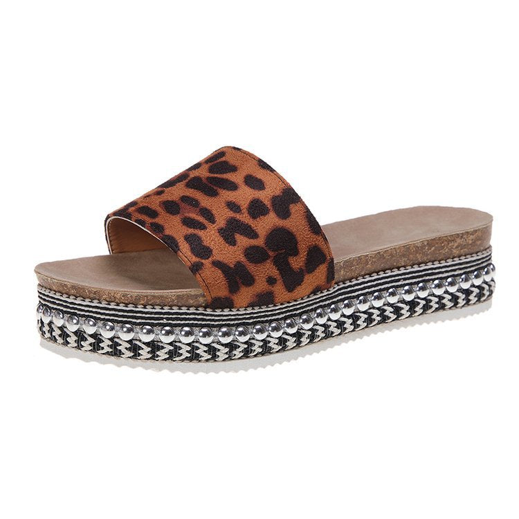 Dame Slide-sandaler med moderne leopardmønster og komfortabel plateau Stilla