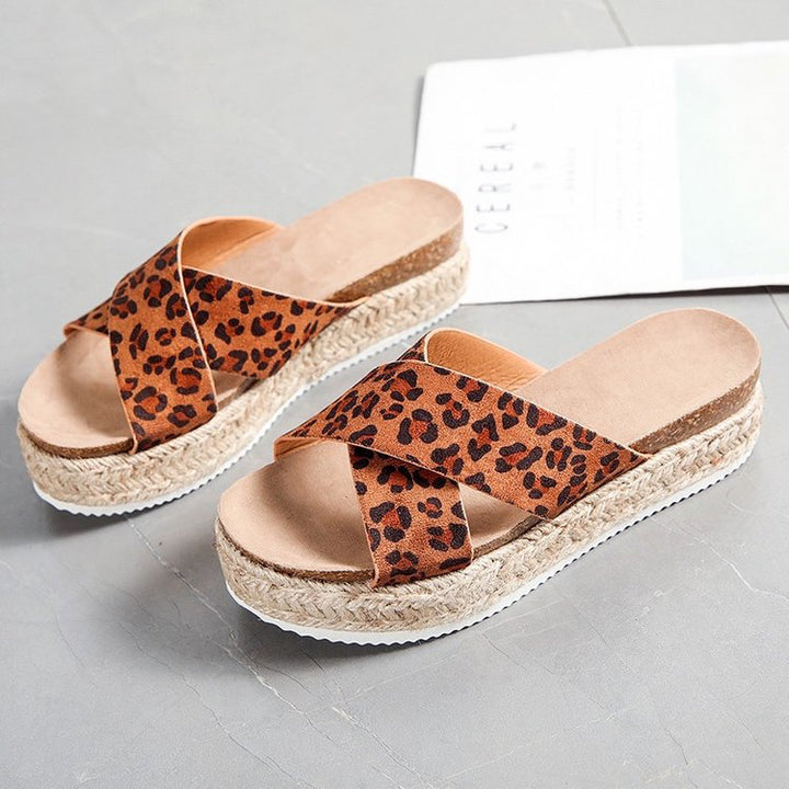 Dame Plateau-sandaler med krydset rem og behagelig jute-sål Stilla