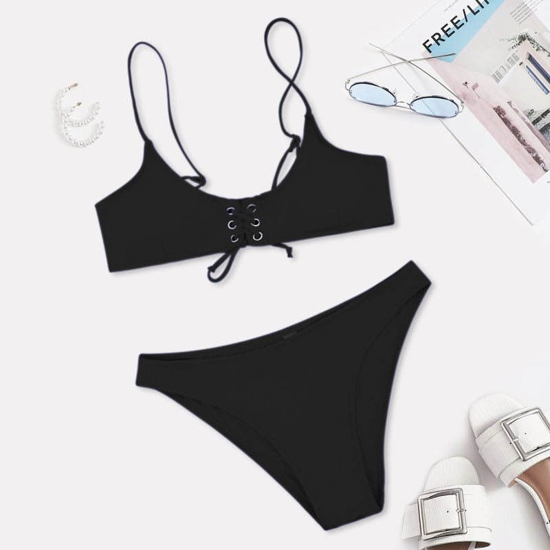 Dame Bikini-sæt med sportslig snøring og elegante detaljer Stilla