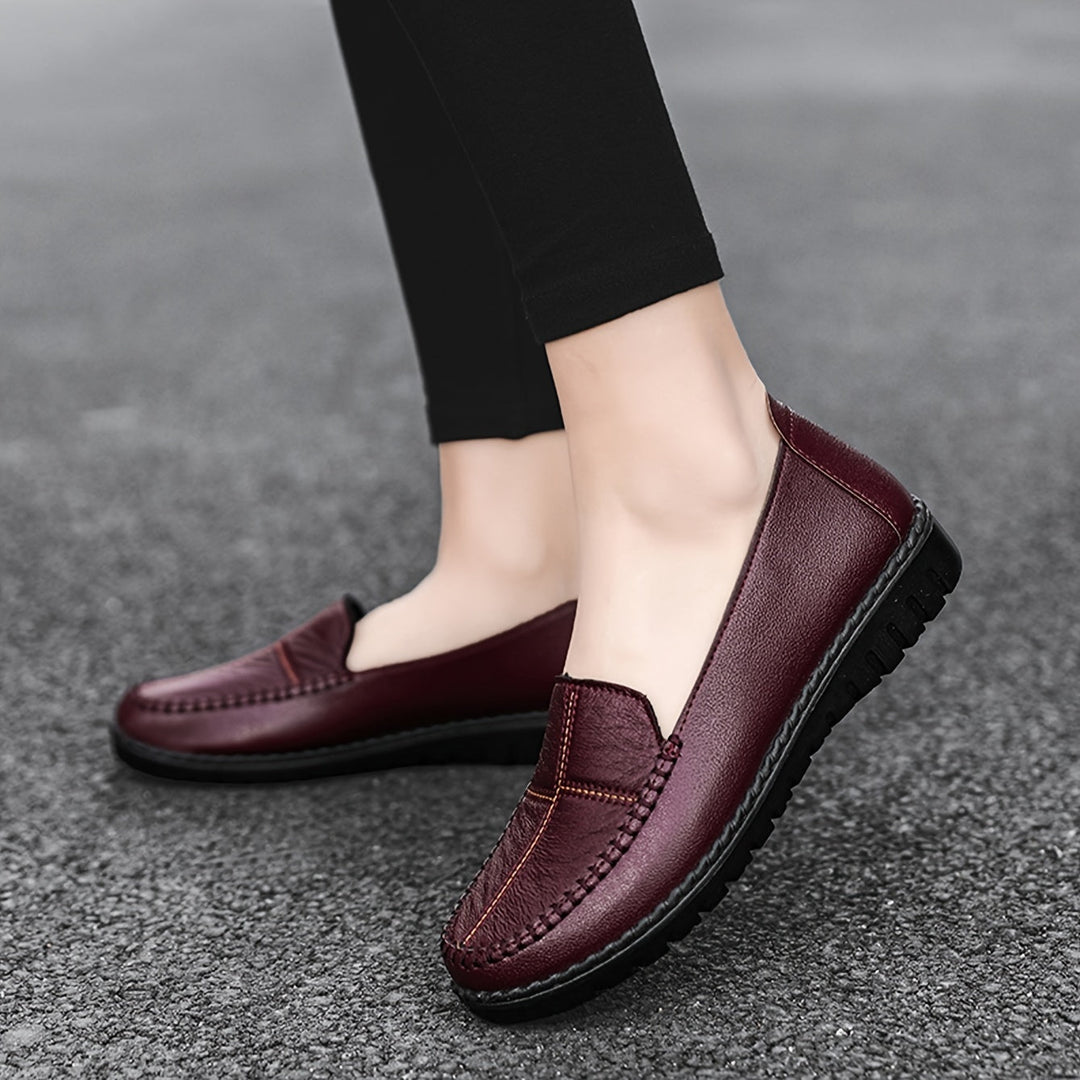 Stilla | Dame Slip on Loafers, Blød Sål, Skridsikre Flade Sko
