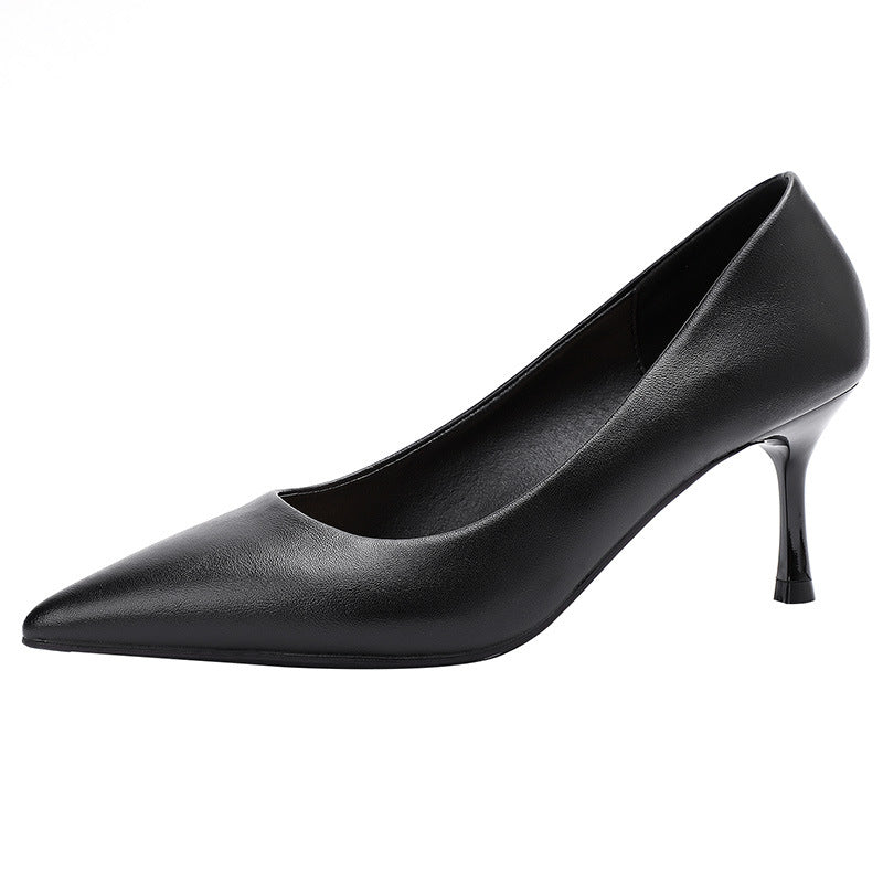 Damer Elegante Spids Tå Hæle med subtile Kitten Heel Stilla