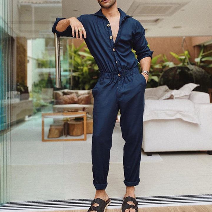 Herren nan utilitaristisk jumpsuit med skjortekrave, elastisk talje og koniske ben Skovae