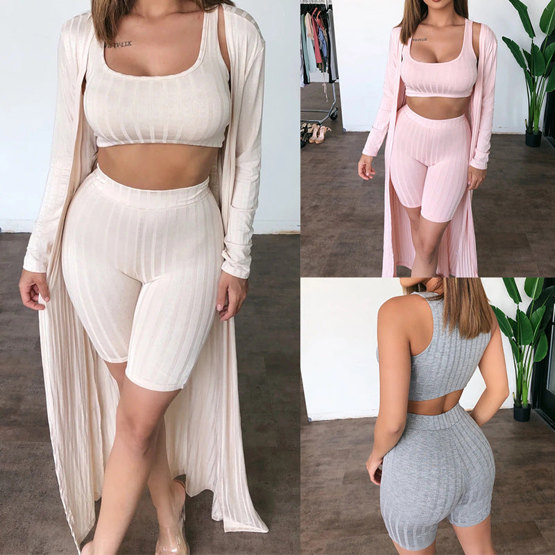 Dame Sportsæt med lang Cardigan, Crop Top og Shorts Stilla