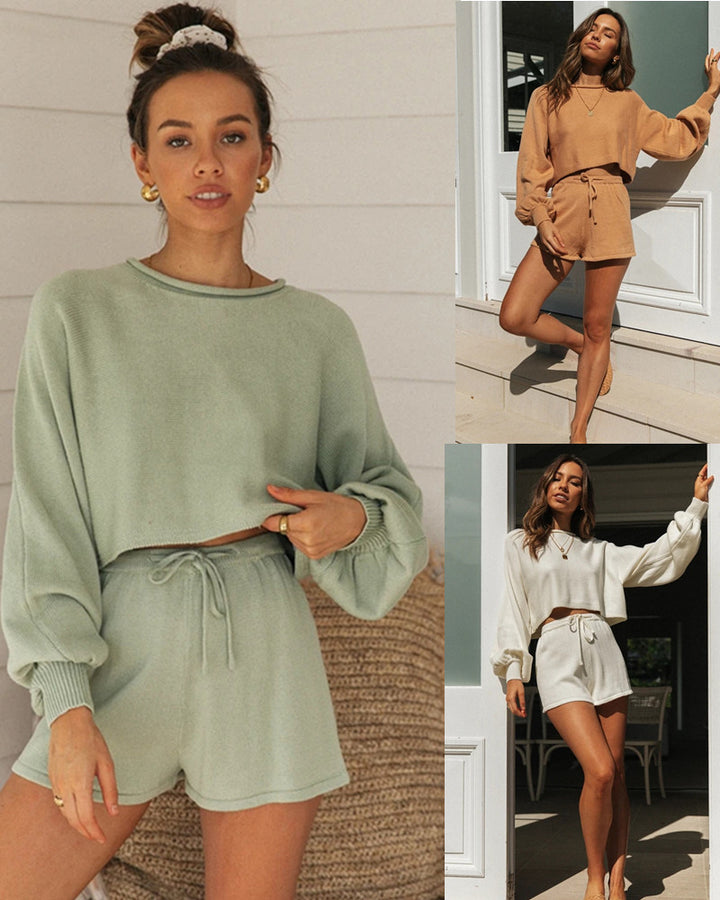 Dame Løst Crop-Top og Shorts Sæt med volumniøse Ærmer Stilla