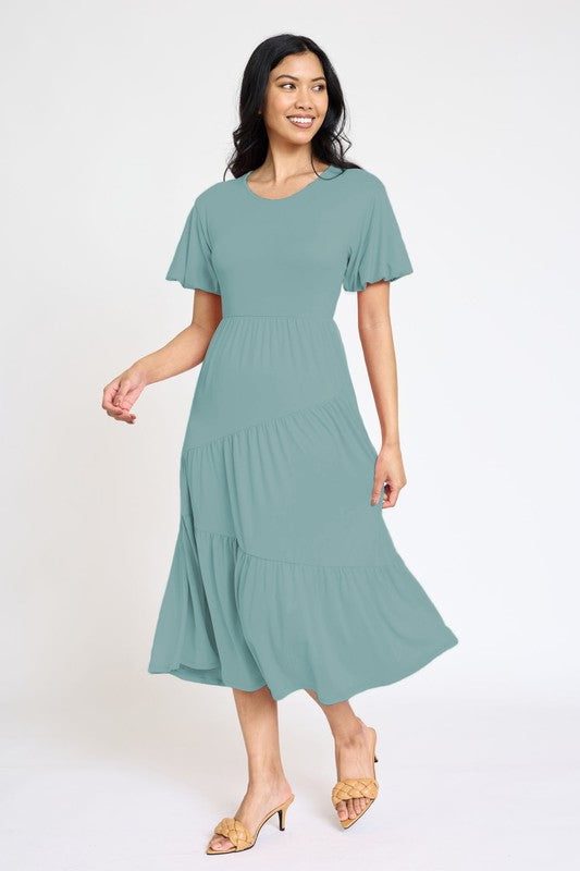 Stilla | Solid Diagonal Tiered Flowing Dress