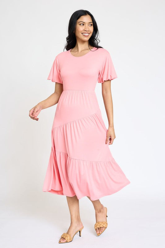 Stilla | Diagonal Laget Flowy Kjole