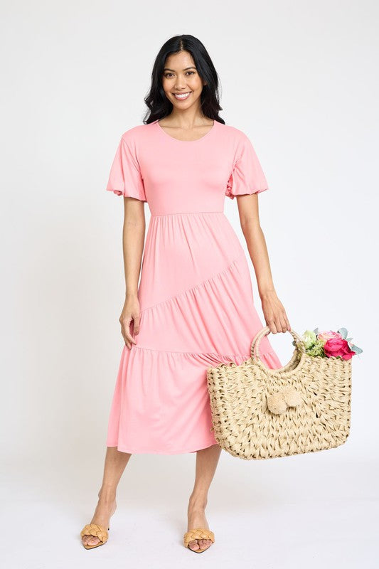 Stilla | Diagonal Laget Flowy Kjole