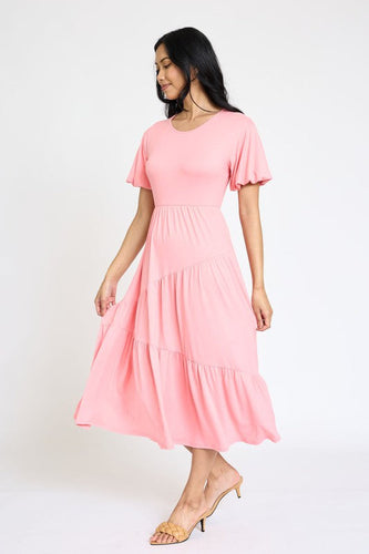 Stilla | Diagonal Laget Flowy Kjole