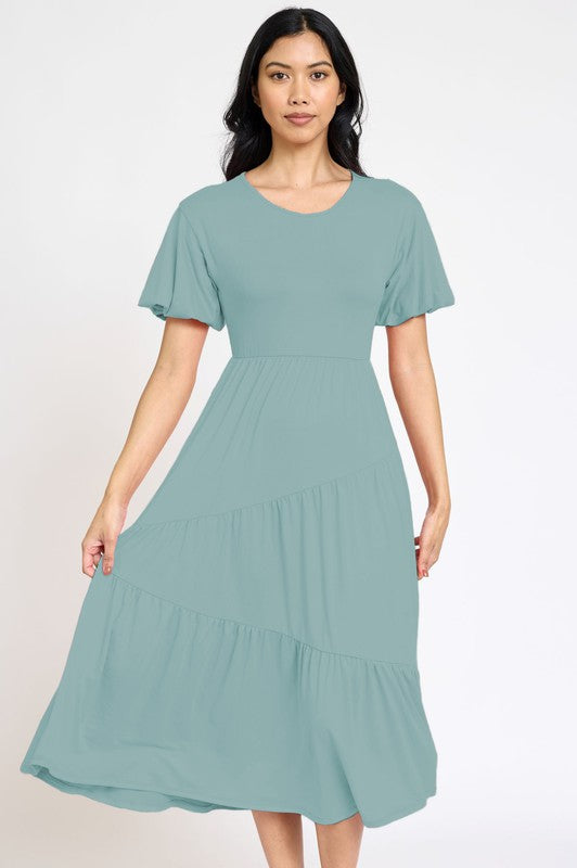 Stilla | Solid Diagonal Tiered Flowing Dress
