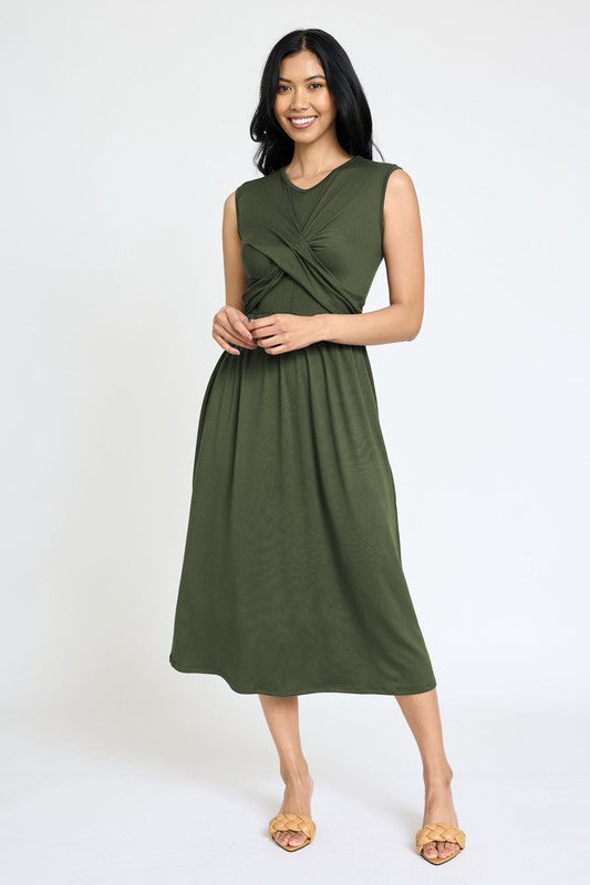 Stilla | Cross-over Bodice Midi Kjole