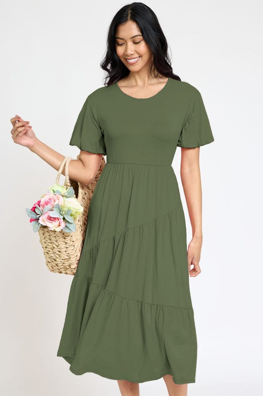 Stilla | Diagonal Laget Flowy Kjole