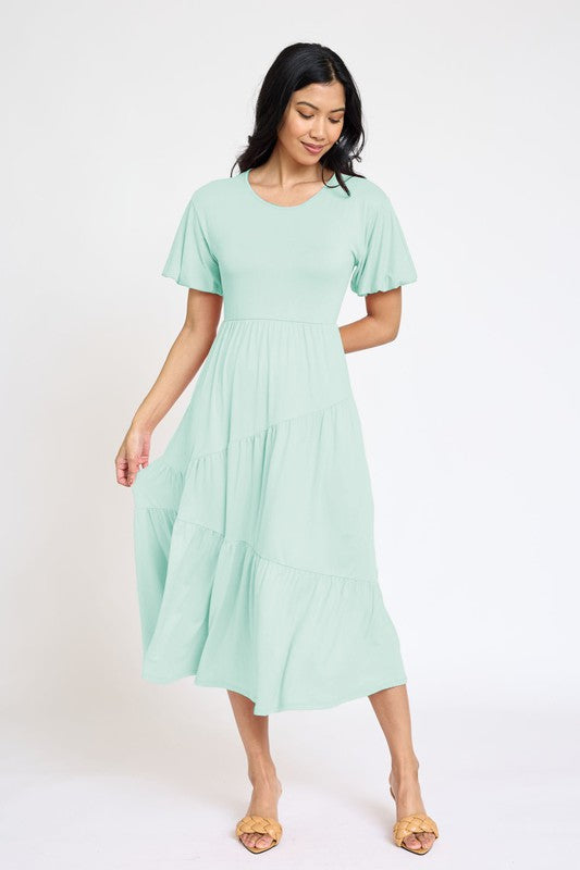 Stilla | Diagonal Laget Flowy Kjole