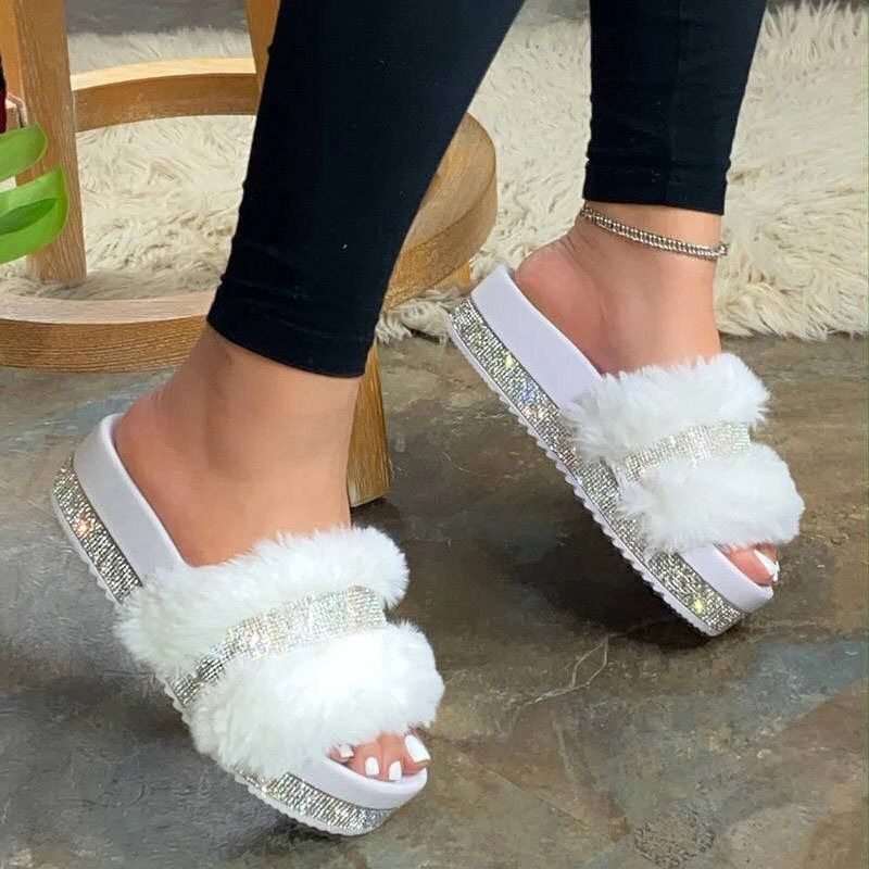 Dame nan fluffy plateau pantoletten med kunstpels og strass dekoration Skovae