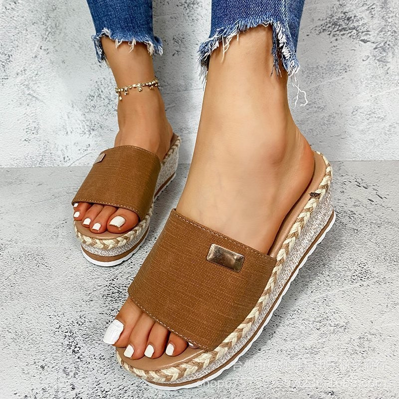 Dame Plateau-Sandaler med trendy Bast-design Stilla
