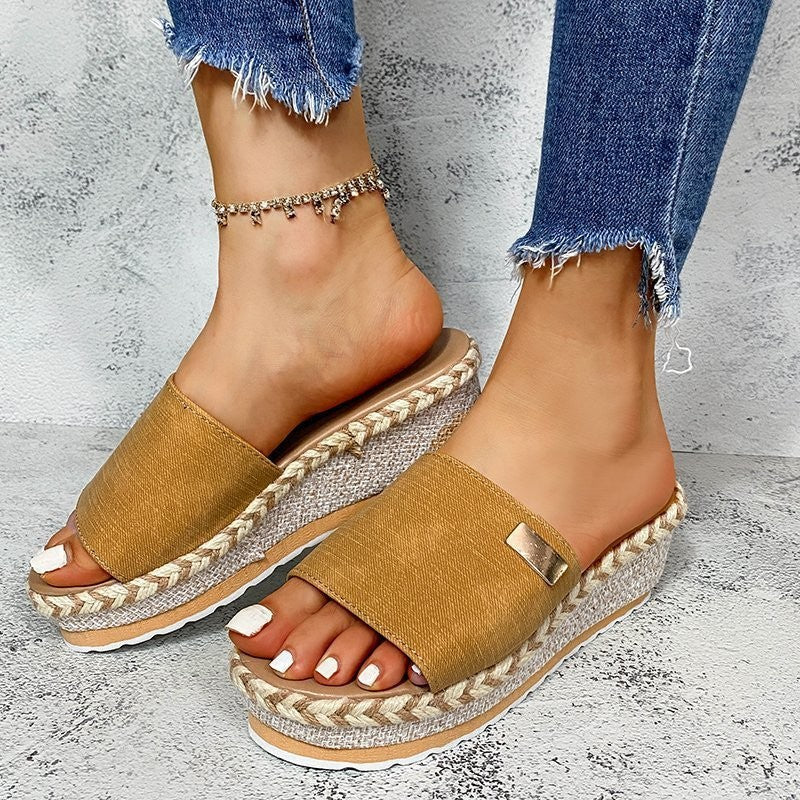 Dame Plateau-Sandaler med trendy Bast-design Stilla