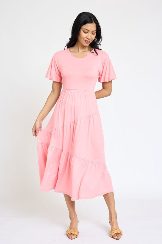 Stilla | Solid Diagonal Tiered Flowing Dress