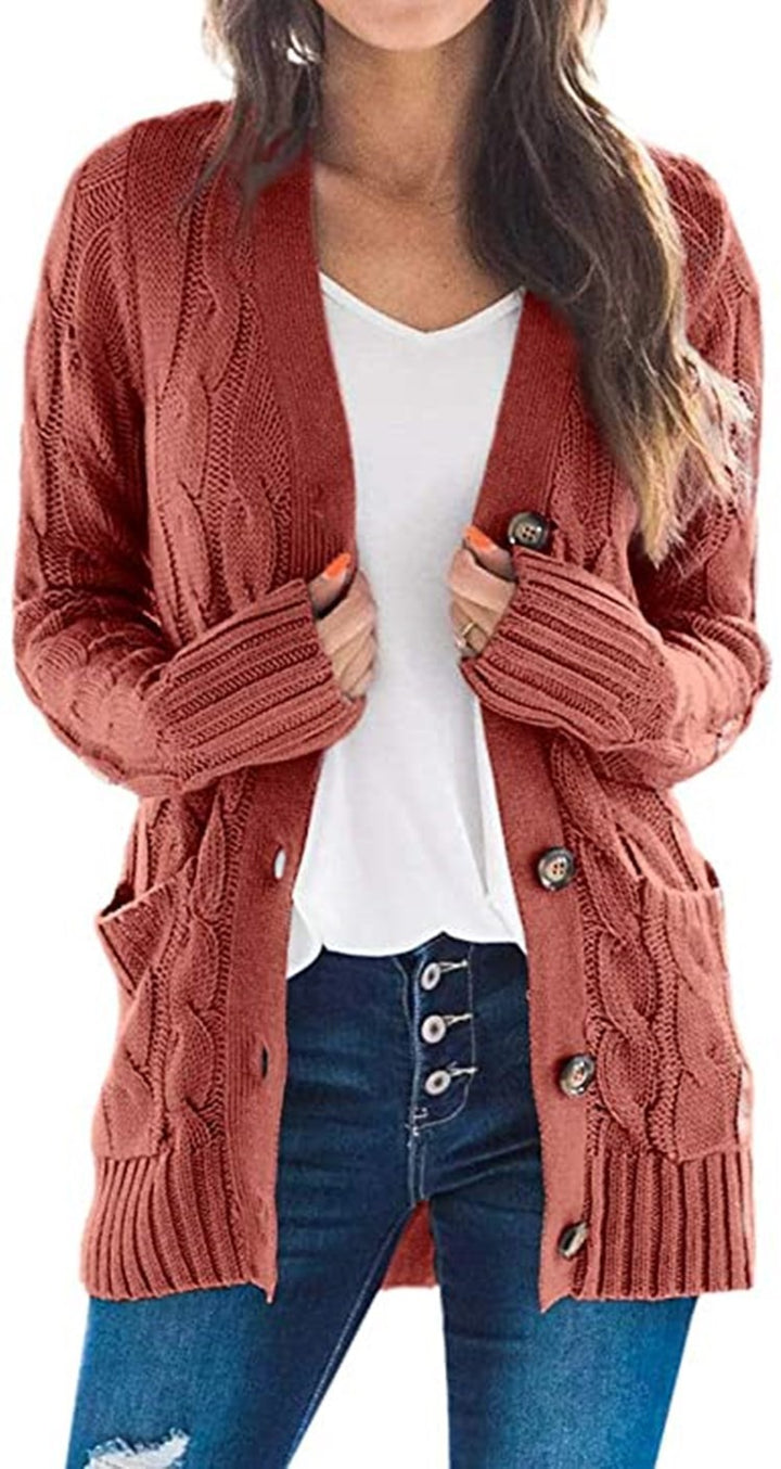 Kvinders cardigan med elegant kabelmønster og praktiske lommer Stilla