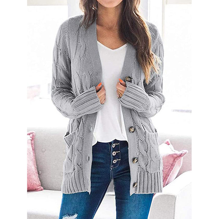 Kvinders cardigan med elegant kabelmønster og praktiske lommer Stilla