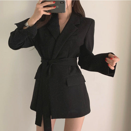 Stilla | Elegant Blazer med Bælte