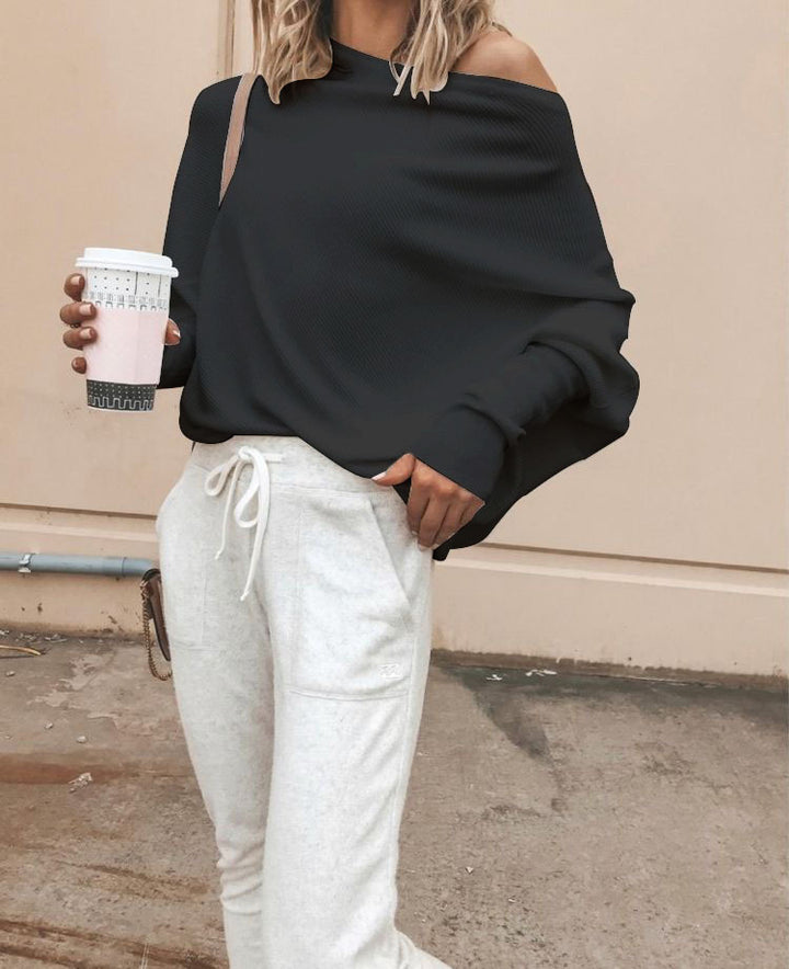 Kvinders oversized sweatshirt med asymmetrisk halsudskæring og afslappet pasform Stilla