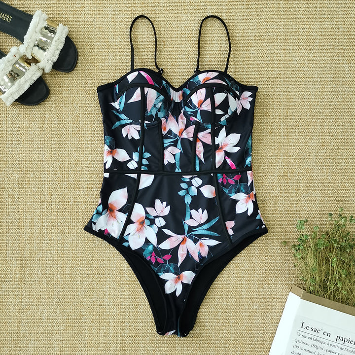 Dame Ein-delt Badedragt med formende Bustier og justerbare stropper Stilla