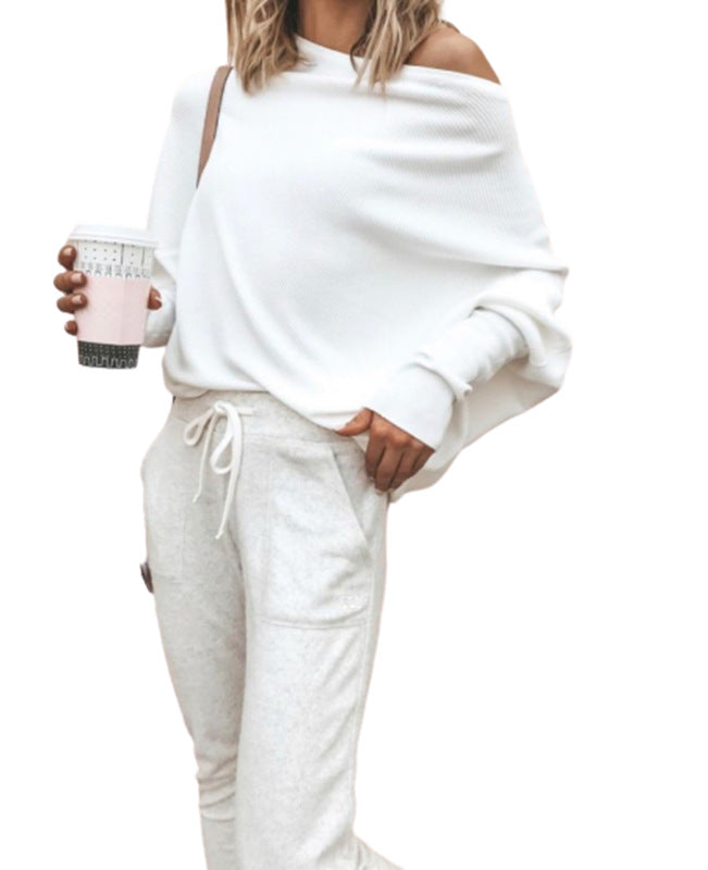 Kvinders oversized sweatshirt med asymmetrisk halsudskæring og afslappet pasform Stilla