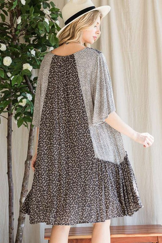 Stilla | Print Ruffle Kjole