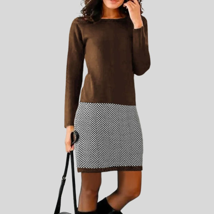 Stilla | Chic kjole med houndstooth kant