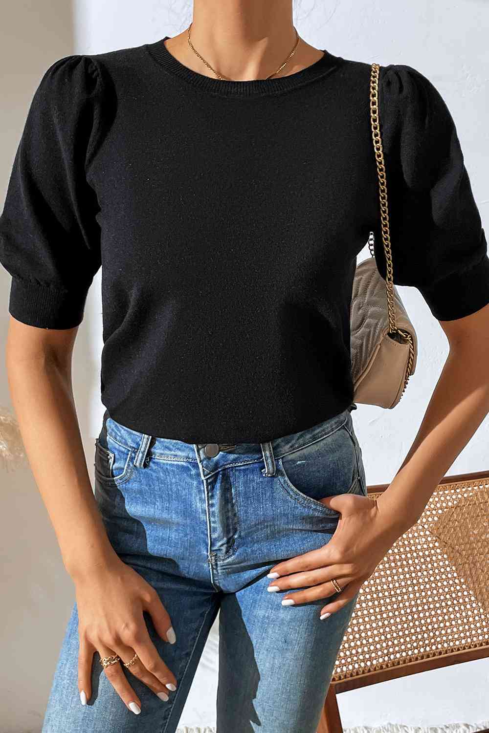 Stilla | Neck Puff Sleeve Strik Top