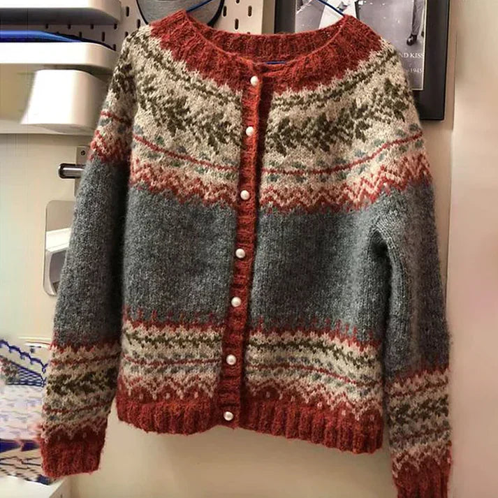 Stilla | Vintagesweater med knapper