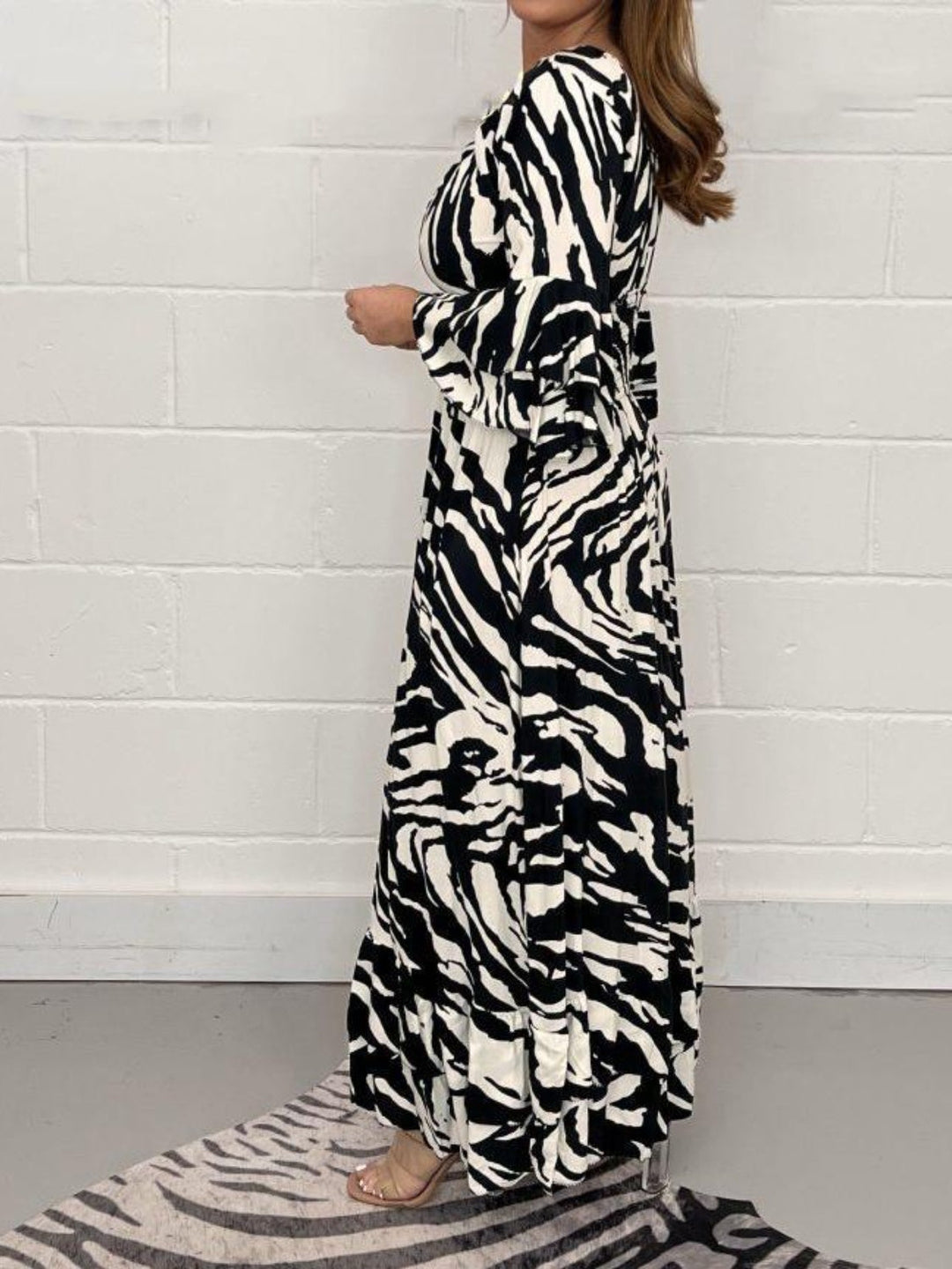 Stilla | Prinetet Flounce Sleeve Maxi Kjole