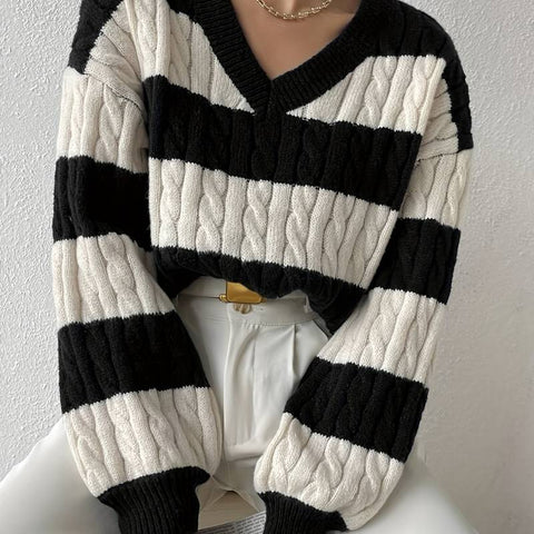 Stilla | Stribet elegant pullover med V-udskæring