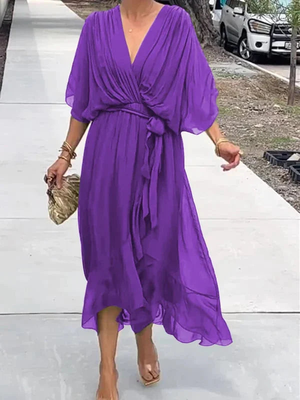 Stilla | Elegant chiffon-dress med V-hals