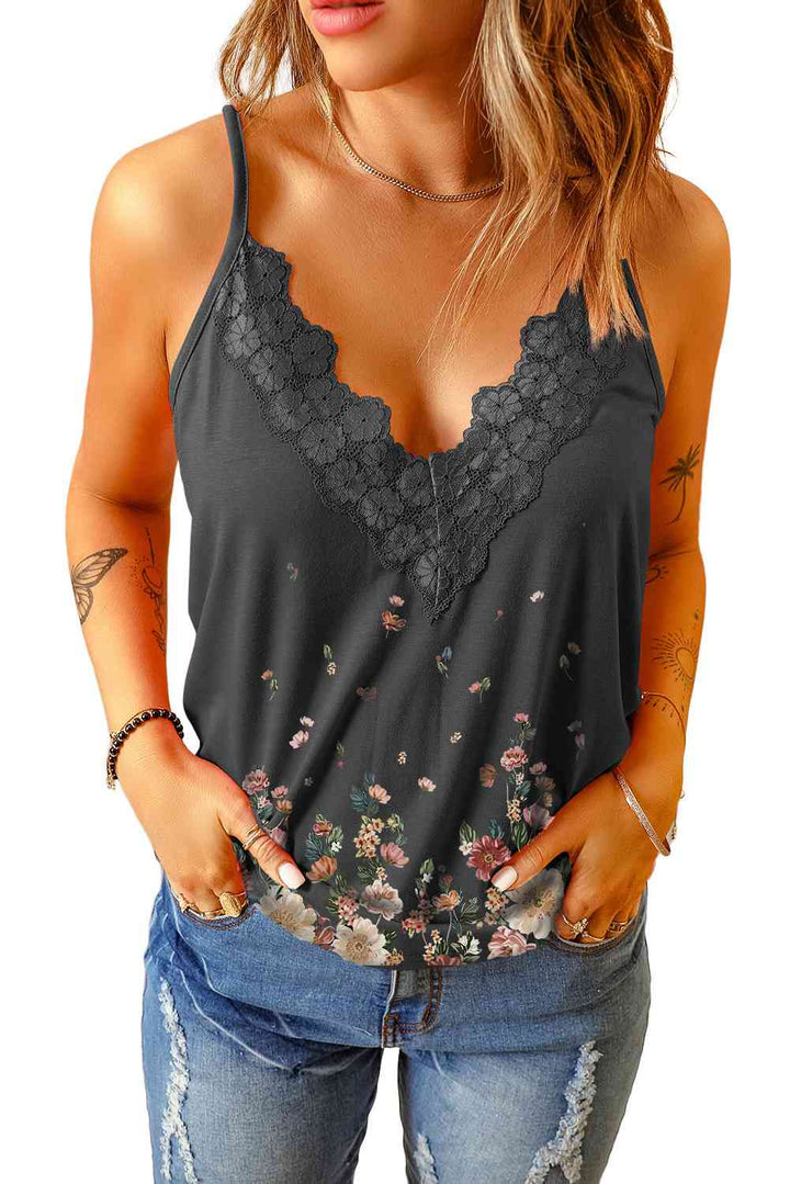 Stilla | Blondekant Trim Scalloped Plunge Cami