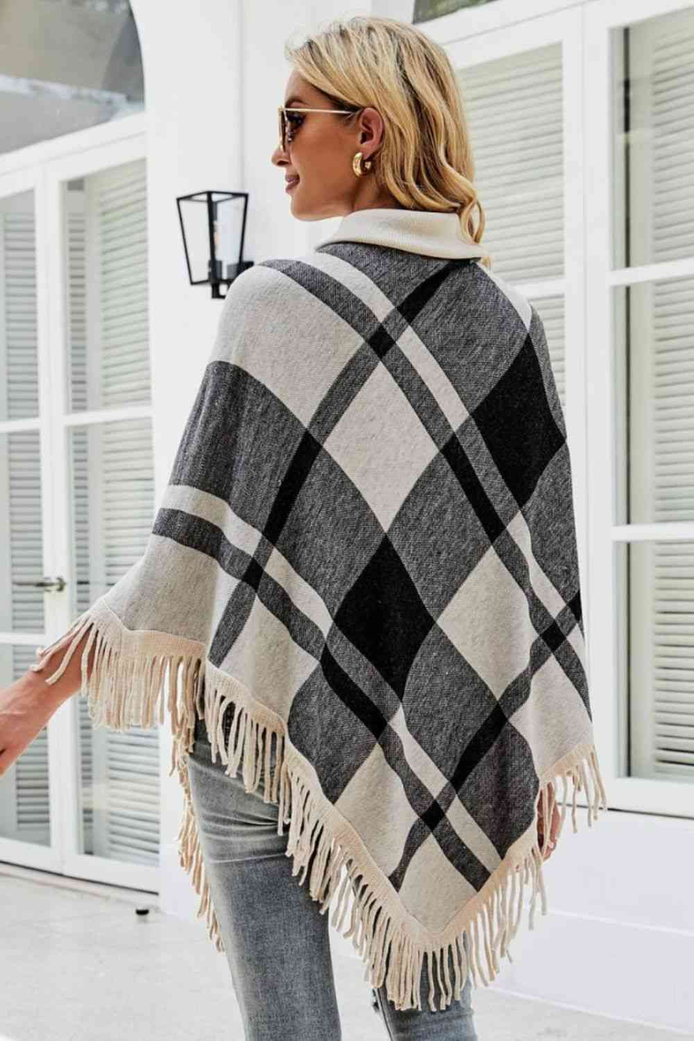 Stilla | Turtleneck Frynse Kant Poncho