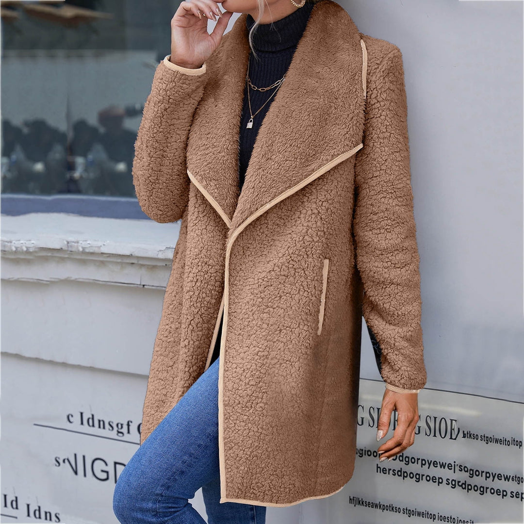 Stilla | Luksus Trenchcoat i Velvet til Kvinder