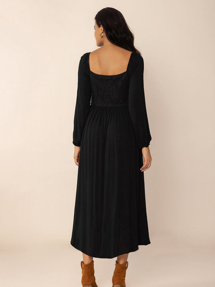 Stilla | Square Neck Langærmet Midi Kjole