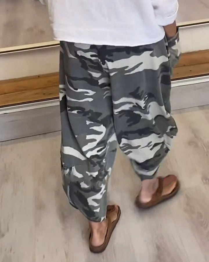 Stilla | Bukser med camouflageprint og lomme