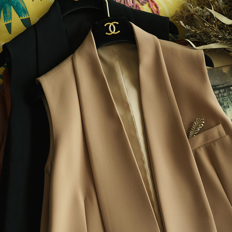 Dame løs blazer-vest med asymmetrisk snit og afslappede lommer Stilla