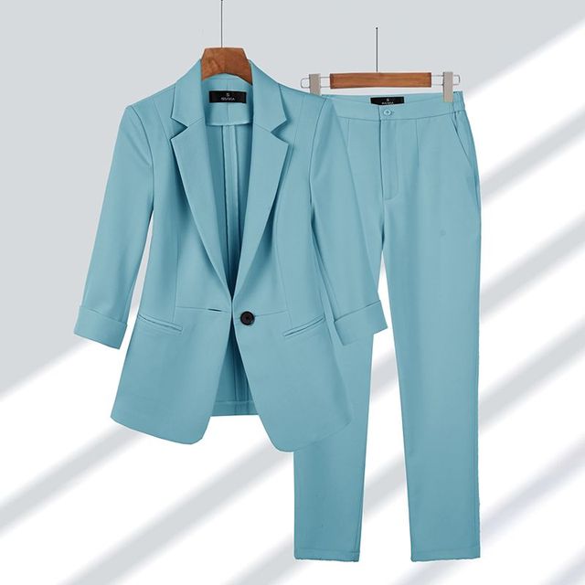 Skovae | Elegant damesjakke & buksedragt