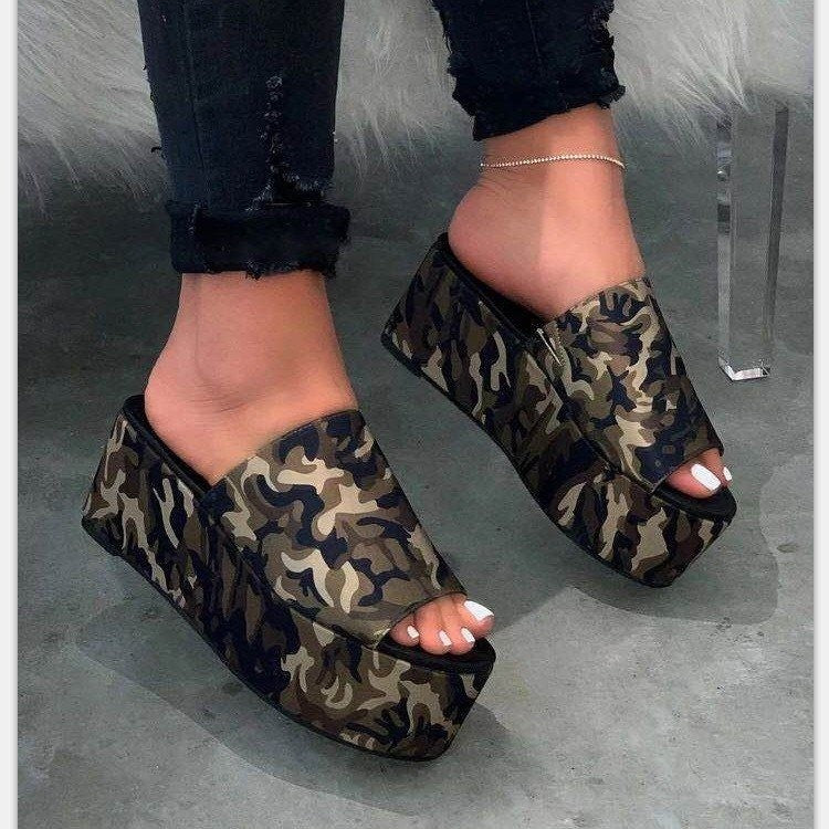 Dame nan Plateau-Mules med leopardprint, åben tåparti og polstret komfortfodbed Skovae