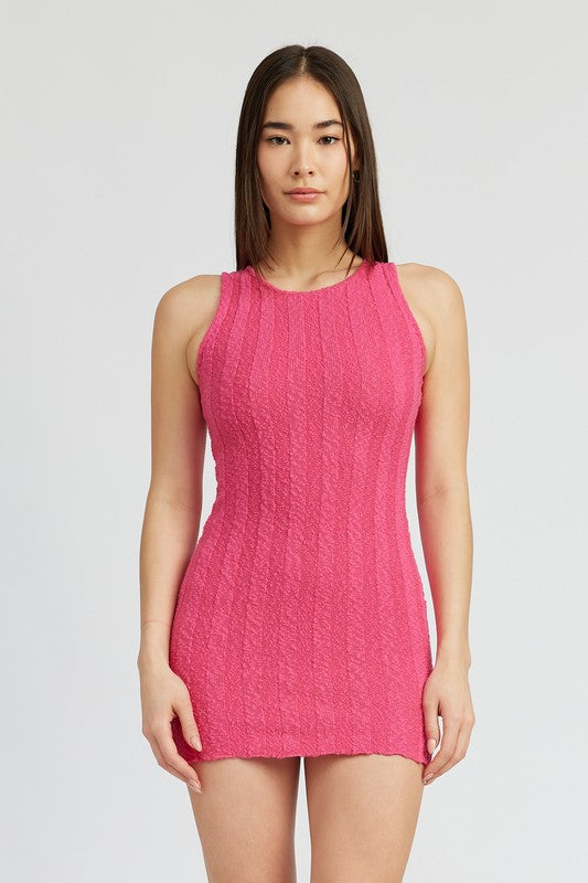 Stilla | Neck Fittet Minikjole