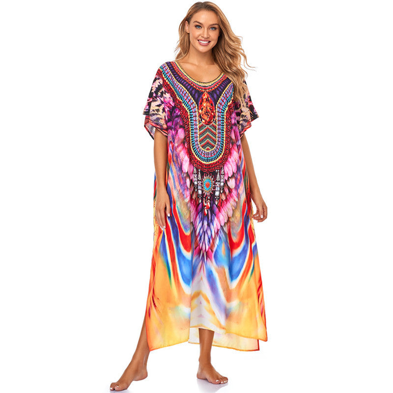 Dame Strandkaftan med kunstnerisk design og farverige mønstre Stilla