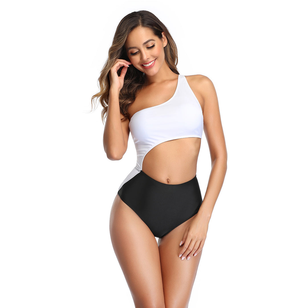 Dame højtaljet bikini med asymmetrisk design og dyremønster Stilla