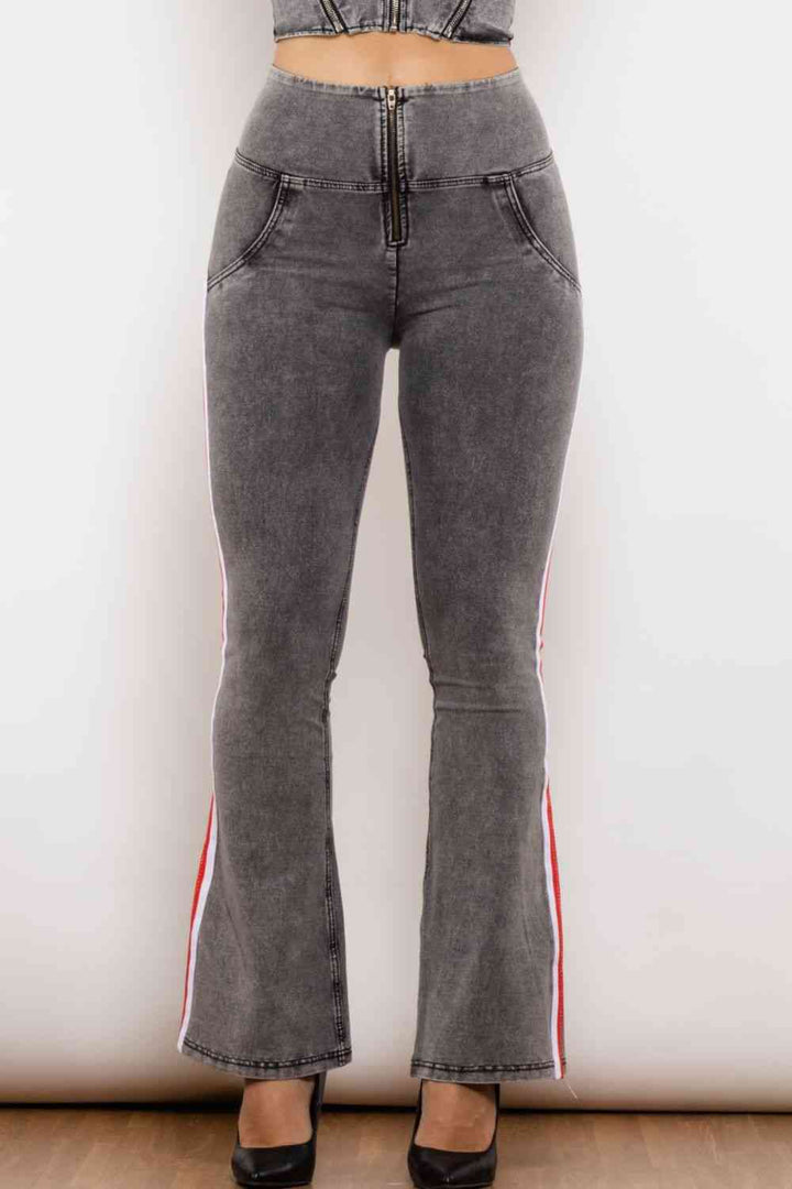 Stilla | Stribet Høj Talje Lynlås Lukning Jeans