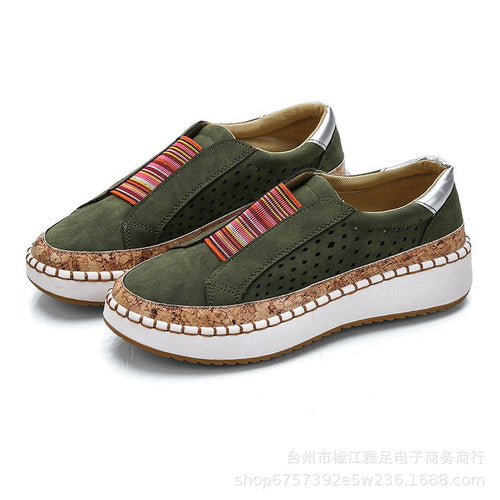 Dame sneakers med perforeret design og mode bast-detalje Stilla