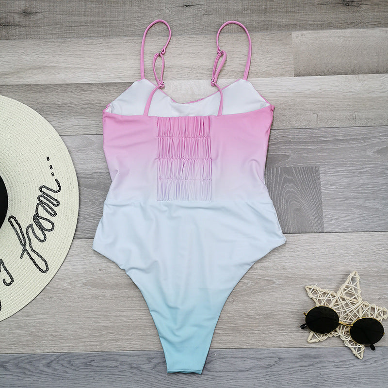 Dame one-piece badedragt med trendy cut-out-design og feminine snøre detaljer Stilla