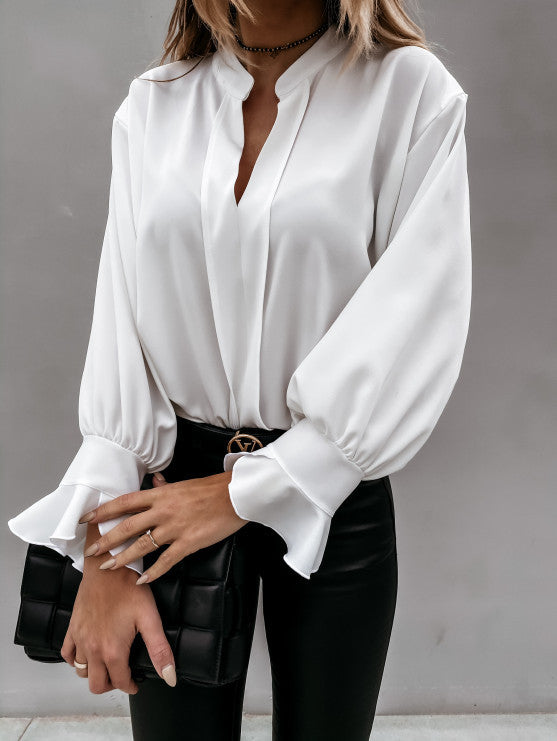 Dame Elegant Bluse med vide ærmer og dyb udskæring Stilla