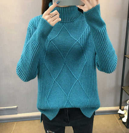 Kvindernes strikket sweater med opretstående krave og tekstureret design Stilla
